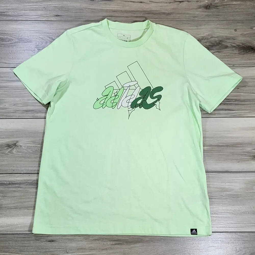 adidas T-shirt Men's Medium Green Illustrated Badge Graphic